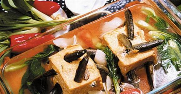 鳅鱼钻豆腐