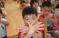幼儿园好玩的十个手指操游戏，孩子开学肯定能用上！