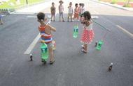 幼儿园趣味游戏-跳绳的玩法