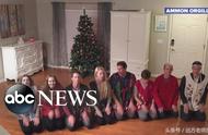 美国一家三代十六人，共跳欢乐圣诞舞