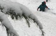 几十种脑洞大开的玩雪游戏，保证闪爆你的朋友圈！