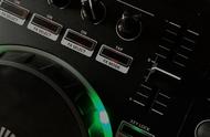 Roland 为 DJ 系列控制器发布 1.10 固件更新，加入新功能和音色