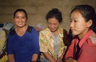 田野调查手记｜水泥房里的缅甸媳妇：丈夫早逝，靠卖菜为生