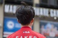 Faker：为了买一个好电脑而不小心走上传奇道路的职业选手