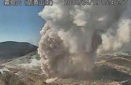 沈寂250年的日本九州雾岛火山群硫磺山开始爆发