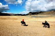 马背上的暮色——骑行穿越蒙古国西部草原