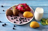 水果、酸奶还能这么吃！教你做好看又好吃的酸奶水果薄脆，透心凉