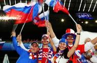 颜强专栏：狂野的俄罗斯足球 一场最美的宿醉