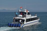 印尼龙目岛地震：游客称登救生艇被索要费用，登船场面混乱