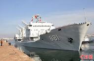 第一代综合补给舰洪泽湖舰荣耀退役，被誉为中华补给第一舰