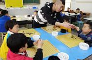 85后湖南伢子专注五子棋推广 在传承中增强文化自信