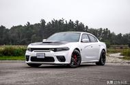 道奇Charger SRT Hellcat：707马力的狂野