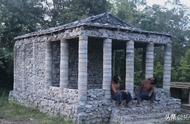 原始生存系列——东南亚一兄弟徒手搭建起希腊神庙，佩服！
