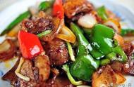 美食推荐：青椒炒肉片，香辣牛蛙，春笋炒肉，虾仁豆腐的做法