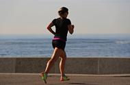 女人若每天跑步半个小时，身体会收获什么？看完你可能会心动！
