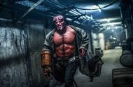 地狱男爵（Hellboy) 一言不合就开打，其实是个妈宝男！