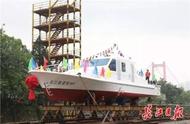 航道｜长江上首艘通过CCS认证的纯电动航道快艇在汉下水