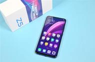 没三摄就落伍了！vivo Z5评测：千元机性价比就该这么玩