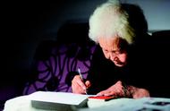 “传奇奶奶”姜淑梅：从“文盲”到“网红作家”