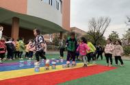 我和奶粉罐做游戏——掇刀区双泉小学附属幼儿园户外活动