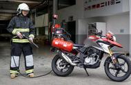 宝马310GS消防车，谁还敢说摩托车没用？