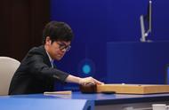 什么是智商碾压，棋王柯洁玩手游“王者荣耀”，71连胜成最强王者