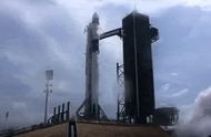 SpaceX首次载人火箭发射成功！马斯克改写人类航天史