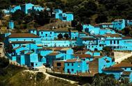西班牙胡斯卡小镇：蓝精灵村的蜕变之路