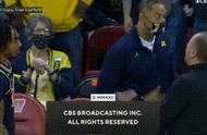 NCAA比赛爆发大规模冲突！前NBA球星朱万-霍华德拒绝与对手握手