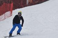 黑羽的滑雪记录(5)：雪时3d - 安吉云上草原后刃斜滑降