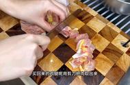 鸡腿榨菜焖饭搭配羊肚菌肉丸汤，简单又好吃#好吃又营养