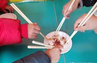 屈老师中班主题教案《好玩的筷子》