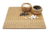 小朋友教会我下围棋了。