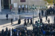 希腊前国王康斯坦丁葬礼，西班牙王室全员出席，安妮公主也来了