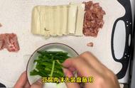 打工人下班后学习做饭，香葱肉沫豆腐，厨艺越来越好