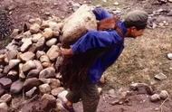 1980年，贵州夫妻为了“升仙”，害死10名子女，身绑石头跳入江中