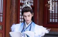 《长月烬明》澹台烬仙魔通吃！苏苏做梦也没想到，情敌如此难对付